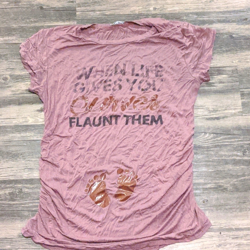 Short sleeve maternity shirt